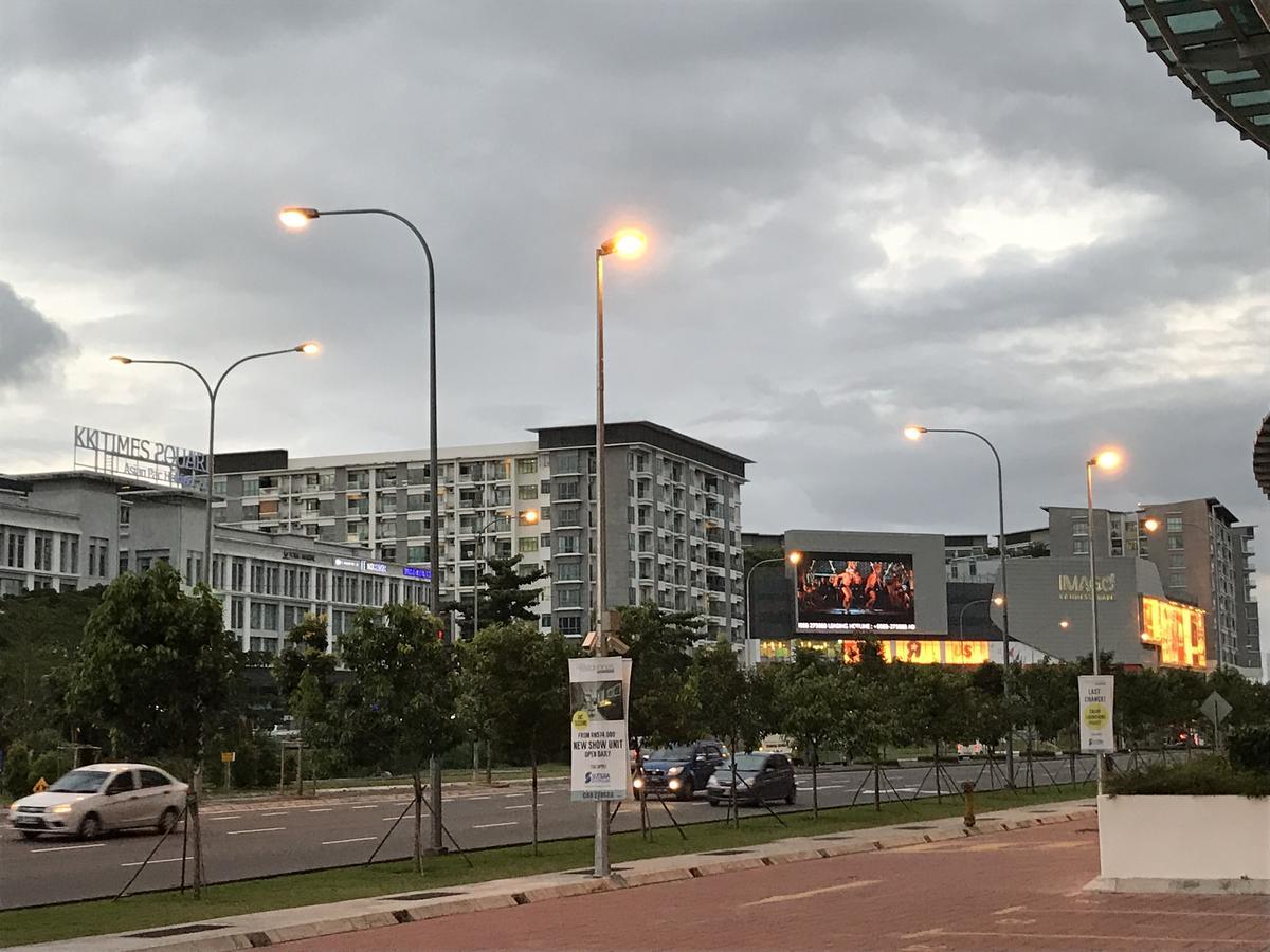 68кв.м 2, 1 баня Апартамент
 в Централен бизнес район Кота Кинабалу Екстериор снимка